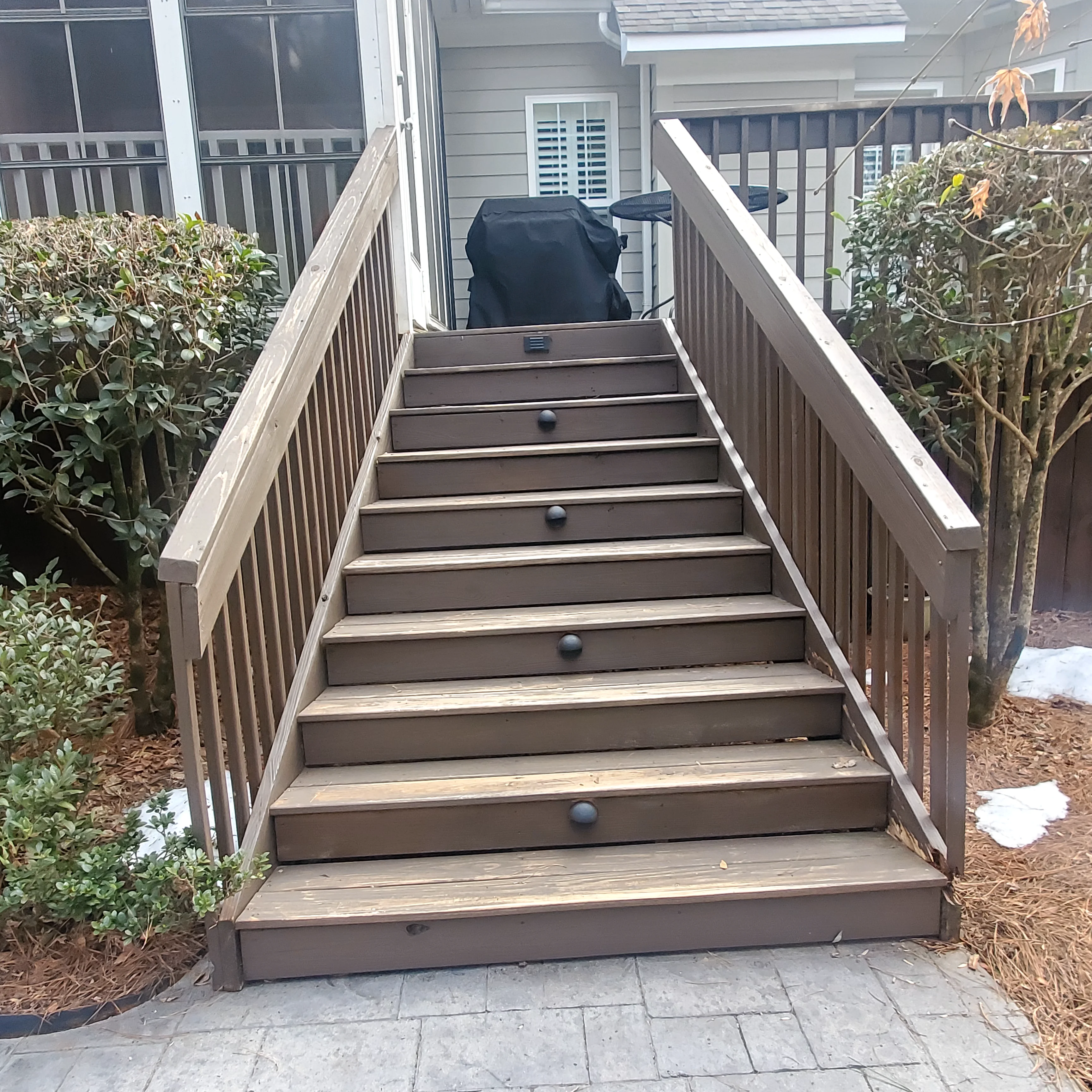 deck-steps-before.webp